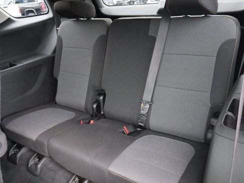 Used 2018 Chevrolet Traverse LT image 21
