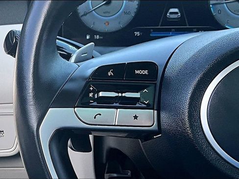 Used 2023 Hyundai Tucson Limited image 26