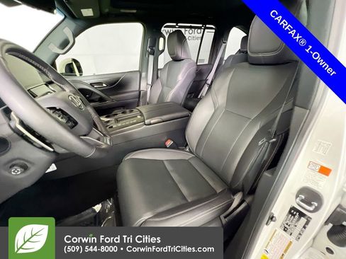 Used 2025 Lexus LX 600 4WD w/ Interior Upgrade Package image 24