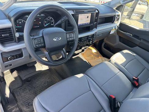 New 2025 Ford F550 2WD Regular Cab Super Duty image 7
