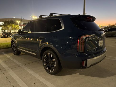 Used 2023 Kia Telluride SX image 12