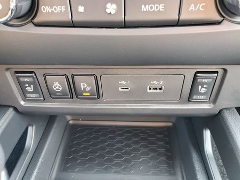 New 2026 Nissan Frontier SV w/ SV Convenience Package image 16