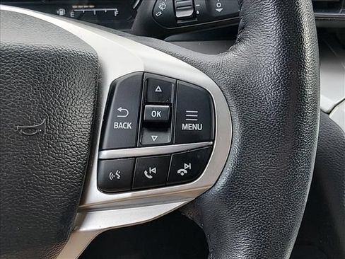 Used 2023 Ford Explorer XLT w/ Equipment Group 202A AWD/4WD image 23