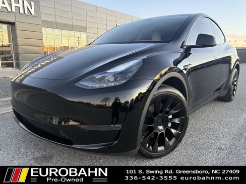 Used 2024 Tesla Model Y Long Range image 1