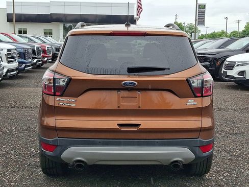 Used 2017 Ford Escape SE w/ Equipment Group 201A AWD/4WD image 5