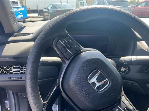 Used 2024 Honda Accord EX image 17