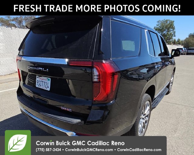 Used 2025 GMC Yukon Denali AWD/4WD image 3