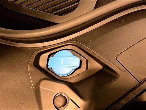 New 2025 Porsche Macan 4S Electric image 36