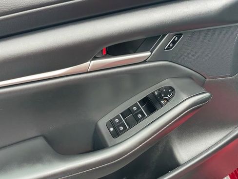 Used 2023 MAZDA MAZDA3 s image 12