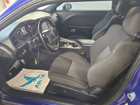 Used 2021 Dodge Challenger R/T w/ Blacktop Package image 10