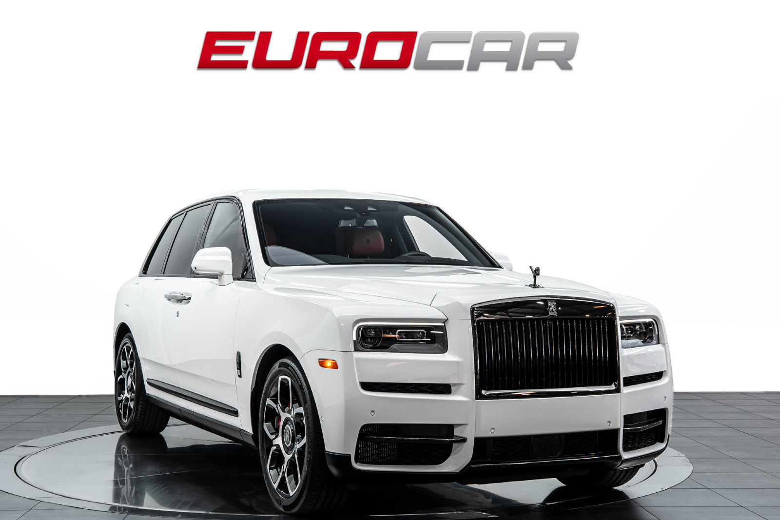 Used 2022 Rolls-Royce Cullinan Black Badge w/ Dark Exterior Package AWD/4WD image 9