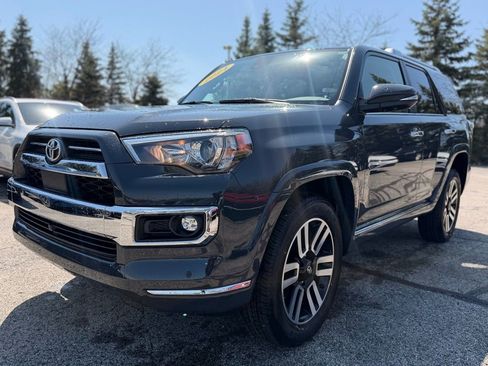 Used 2024 Toyota 4Runner Limited AWD/4WD image 3