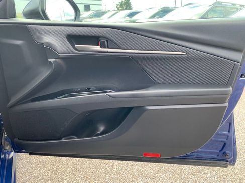 Used 2025 Toyota Camry SE FWD image 29