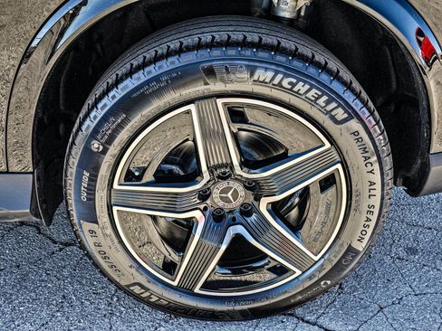 New 2026 Mercedes-Benz GLC 300 4MATIC image 10