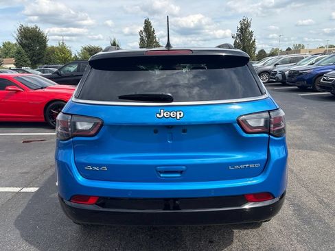 Used 2025 Jeep Compass Limited w/ Elite Group AWD/4WD image 4