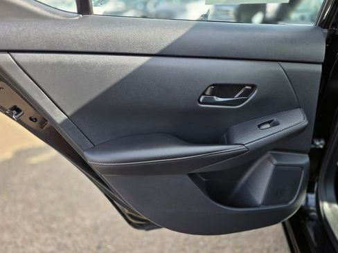 Used 2025 Nissan Sentra S image 18