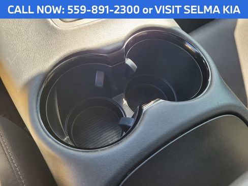 Used 2021 Toyota Venza LE w/ Carpet Mat Package (TMS) image 22