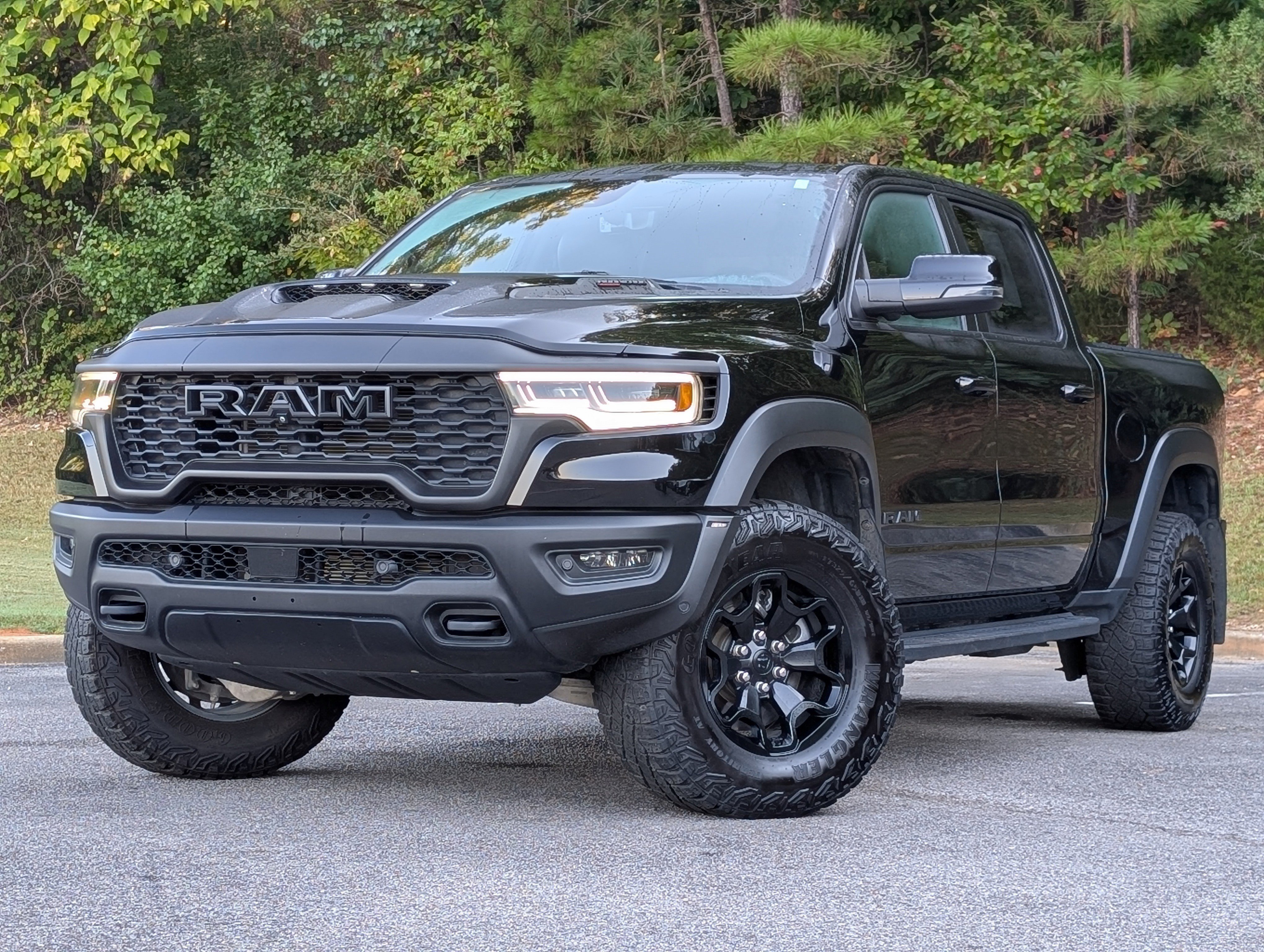 Used 2025 RAM 1500 RHO w/ RHO Level 1 Equipment Group AWD/4WD image 4