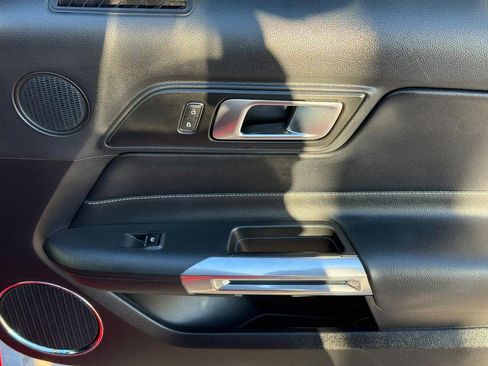 Used 2021 Ford Mustang Premium image 14