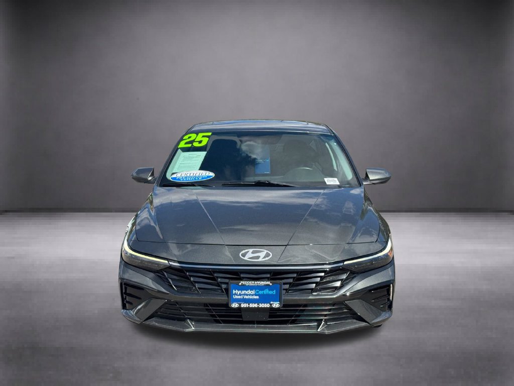Certified 2025 Hyundai Elantra SEL FWD image 3