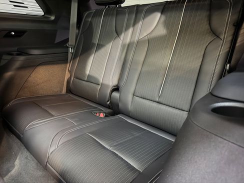 New 2026 Cadillac Vistiq Sport image 46