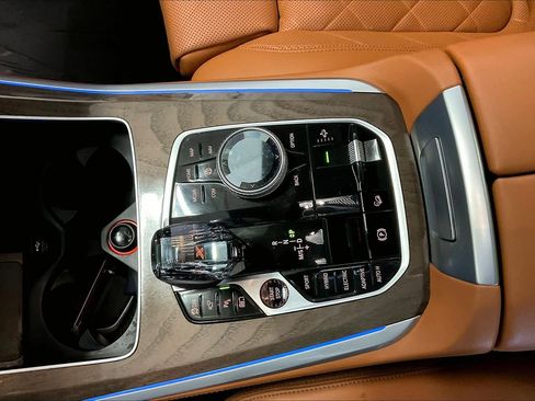 Used 2023 BMW X5 xDrive45e w/ Executive Package image 16