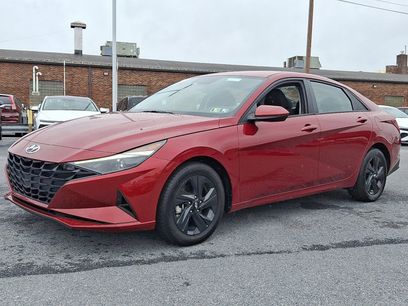 Certified 2023 Hyundai Elantra SEL w/ Cargo Package