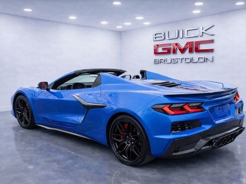 Used 2024 Chevrolet Corvette Z06 w/ Stealth Interior Trim Package image 8