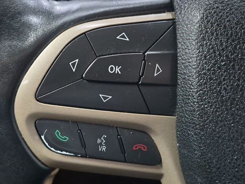 Used 2017 Jeep Cherokee Sport AWD/4WD image 20