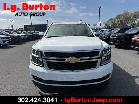 Used 2019 Chevrolet Suburban LT image 8