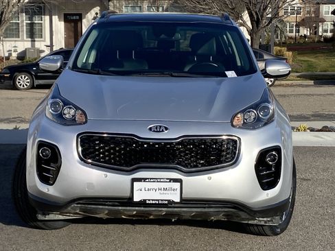 Used 2018 Kia Sportage EX w/ Option Group 040 image 9