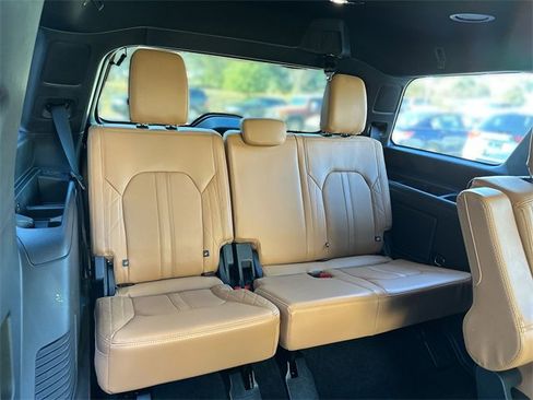 Used 2023 Ford Expedition Platinum image 26