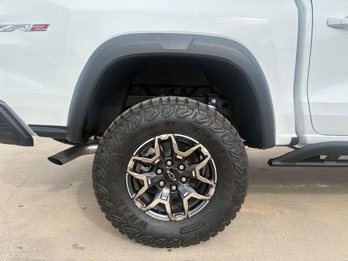 New 2026 Chevrolet Colorado ZR2 w/ Technology Package image 9