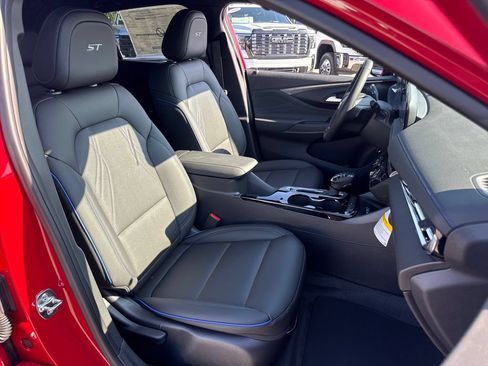 New 2026 Buick Envista Sport Touring w/ Convenience I Package FWD image 11