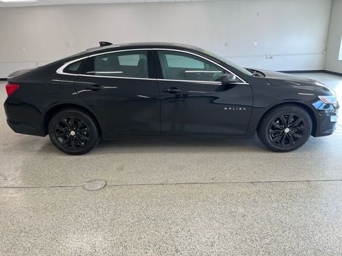 Used 2024 Chevrolet Malibu LT image 36