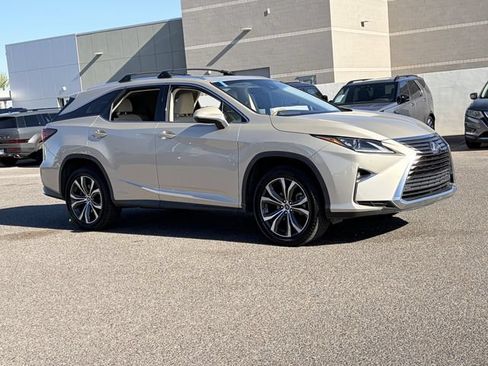 Used 2019 Lexus RX 450hL Premium w/ Premium Package AWD/4WD image 4