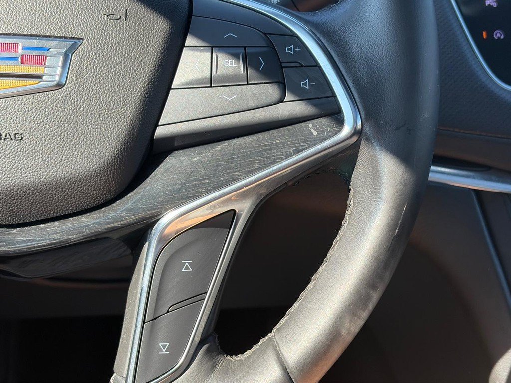 Used 2020 Cadillac XT5 Premium Luxury AWD/4WD image 26