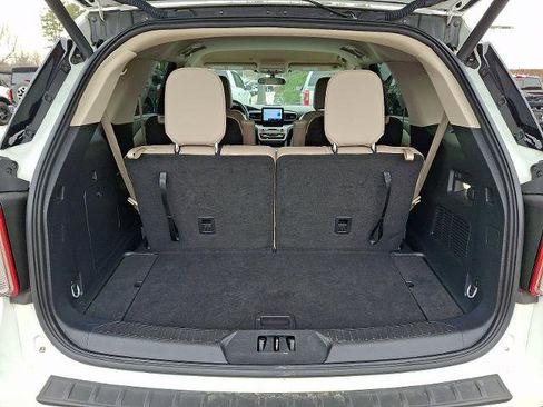 Certified 2023 Ford Explorer XLT w/ Equipment Group 202A image 29