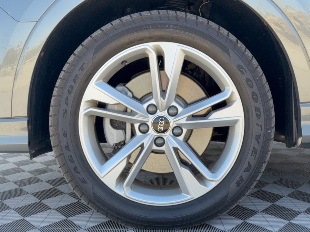 Used 2024 Audi Q3 2.0T Premium AWD/4WD image 13