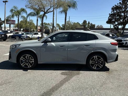 Used 2025 BMW X2 xDrive28i w/ Technology Package image 6