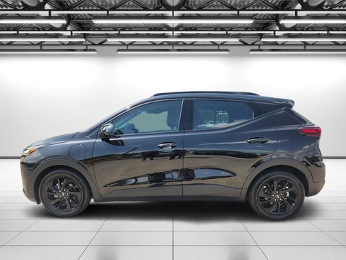 Used 2027 Chevrolet Bolt RS w/ Technology Package FWD image 6
