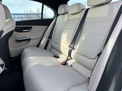 Used 2026 Mercedes-Benz C 300 4MATIC Sedan image 17