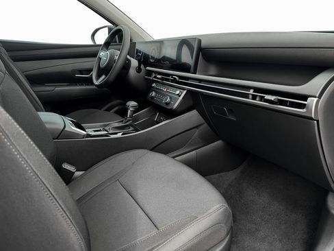 Certified 2025 Hyundai Tucson SE AWD/4WD image 23