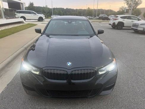Used 2022 BMW 330i Sedan w/ M Sport Package RWD image 3