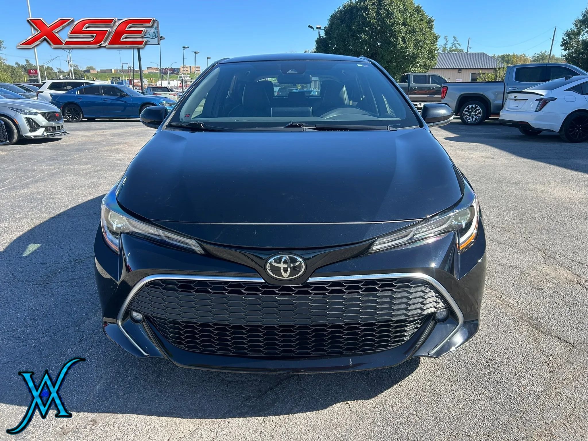 Used 2021 Toyota Corolla XSE FWD image 2