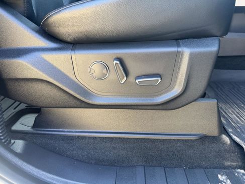 Used 2017 Ford F250 Lariat w/ Lariat Ultimate Package image 25