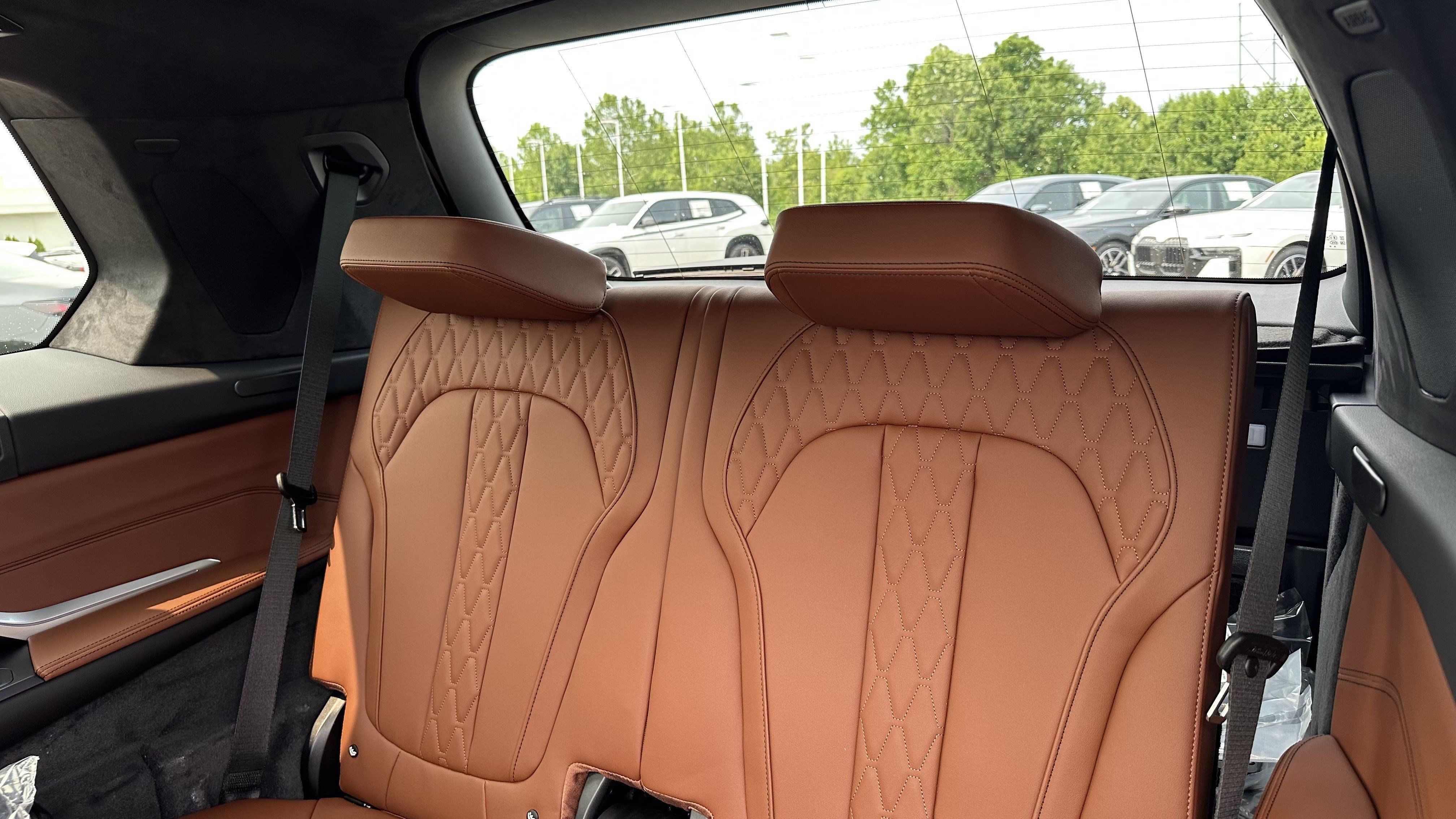Certified 2026 BMW X7 M60i AWD/4WD image 31
