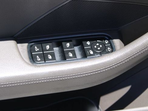 Used 2023 Porsche Panamera Platinum Edition RWD image 11