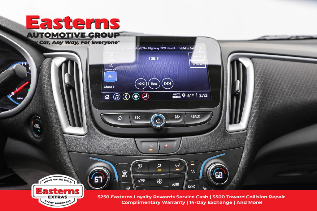 Used 2023 Chevrolet Malibu LT FWD image 13