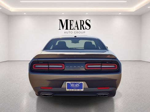 Used 2022 Dodge Challenger GT AWD/4WD image 4